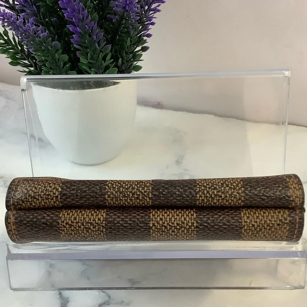 GUC Louis Vuitton Damier Ebene Elise Compact Wallet
